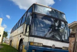 Ônibus Marcopolo Ano 1996 Volvo B10M com 50 Lugares em Naviraí MS