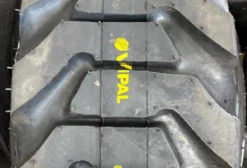 Pneu Agrícola Reformado 19.5Lx24 – Borracha Vipal com 2 Anos de Garantia