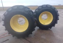 Kit Pneu e Aro Original John Deere 600/65R28 Goodyear - Usado - Mostardas/RS