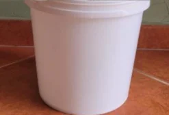 Balde Plástico 3,6 Litros com Alça e Tampa - Reforçado para Alimentos e Tintas