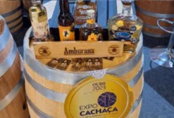 Barril de Amburana 200 Litros – Madeira Brasileira para Envelhecimento de Bebidas