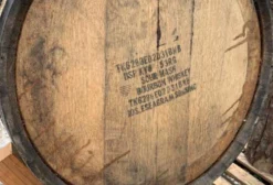 Barril de Bourbon 200 Litros em Carvalho Americano - Envelhecimento de Destilados