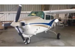 Aeronave Cessna 210L – Ótima para Suporte Agropecuário e Transporte