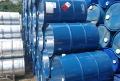 Tambor de Metal 200 Litros Usado - Ideal para Armazenamento Rural