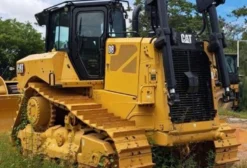 Trator de Esteiras Caterpillar D8T Ano 2025 Sem Uso