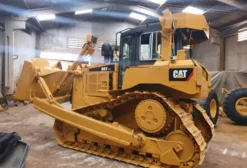 Trator de Esteiras Caterpillar D6T Ano 2012