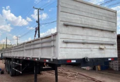 Carreta Graneleira Facchini 3 Eixos Ano 2001 – Tampa Alta e Porta Container