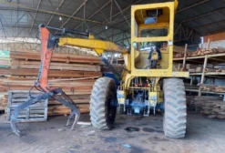 Trator Massey Ferguson 290 com Carregadeira Motocana – Usado