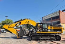 Escavadeira Hidráulica Caterpillar 349D 2011 à Venda em São Paulo SP