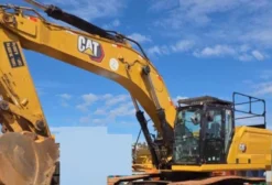Escavadeira Caterpillar 336 2021 – 14.000h, Único Dono