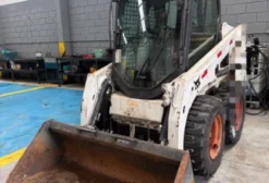 Bobcat S450 Mini Carregadeira 2021 com Ar Condicionado - 4.314h