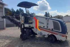 Fresadora de Asfalto Wirtgen W100 Ano 2014 – 6.530 Horas – Tambor 1m – Revisada – Curitiba/PR
