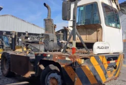 Trator Terminal Rucker TT-40 2015 Único Dono 22.992h