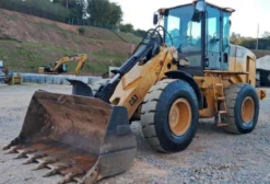 Pá Carregadeira Caterpillar 924H Ano 2011 com 15.674 Horas Trabalhadas