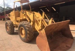 Pá Carregadeira Caterpillar 930R 1988 Usada em Cristalina - GO