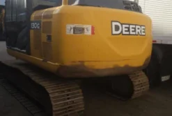 Escavadeira John Deere 130G 2015 – 9.500h – Único Dono – Betim/MG