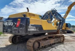 Escavadeira Volvo EC380DL 2013 - 16.000h - Concha - Cuiabá/MT