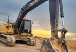Escavadeira John Deere 210GLC 2019 - 7.182h - Matupá/MT