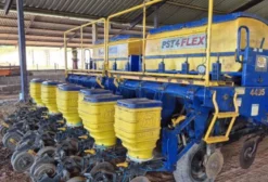 Plantadeira Tatu PST4 Flex 2020 - 9 Linhas - Usada em Ótimo Estado