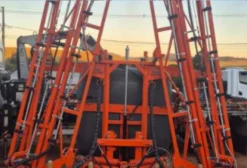 Pulverizador Agrícola Ideal 800L Barra 18m Comando Manual – Usado Revisado