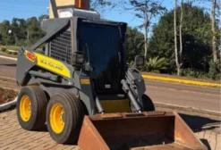 Mini Carregadeira New Holland L160 2007
