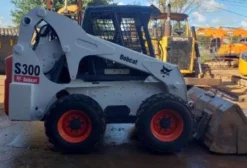Bobcat S300 2011 – Mini Carregadeira Usada em Parobé/RS