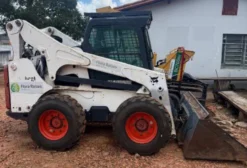 Bobcat S850 Usada 2011 – Carregadeira de Rodas com 3.530h e Concha em Campinas/SP