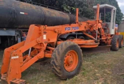 Motoniveladora Fiatallis FG70B 1997 – Caixa Clark 28.000, Motor Cummins
