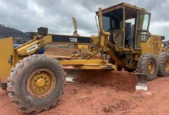 Motoniveladora Caterpillar 120K 2015 Seminova – Pneus Novos, Motor Retificado, Escarificador