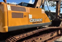 Escavadeira Case CX240C 2021 – Único Dono, 12.000 Horas, NF Origem