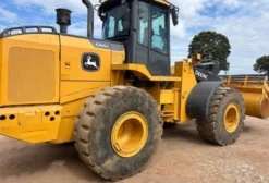 Pá Carregadeira John Deere 644K 2021 – 12.000 Horas, 224 HP