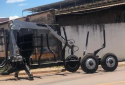 Auto Carregável Florestal Hegeza 7 Metros Usado