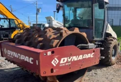 Rolo Compactador Dynapac CA25 2025 Seminovo - 200 Horas Trabalhadas