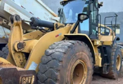 Pá Carregadeira Caterpillar 966L Ano 2016 Único Dono - 14.000h Motor 304 HP