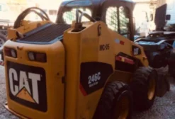 Mini Carregadeira Caterpillar CAT 246c Usada - Belo Horizonte MG
