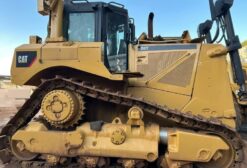 Trator de Esteiras Caterpillar D8T 2011 Usado - 19.000h