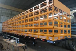 Carreta Gaiola para Transporte de Botijão de Gás P13 – Capacidade 1720 Vasilhames