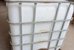 Bombona Plástica 1000L em Perfeito Estado
