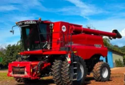 Colheitadeira Case 6150 - Ano 2022