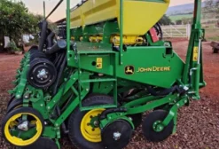 Plantadeira John Deere 1109 Ano 2024/25 - 9 Linhas - Zero Hora - São Simão/GO
