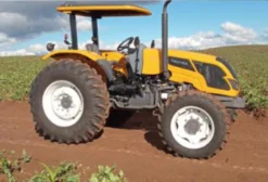 Trator Valtra A800 2026 – 548 Horas – Estado de Novo em Cerro