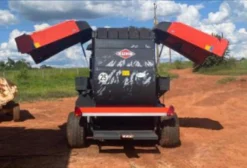 Kit Completo de Fenação: Enfardadeira Kuhn, Segadeira New Holland, Espalhador Kverneland e Enleirador Stabra
