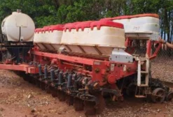 Plantadeira Jumil Magnum JM-3080PD 18 Linhas 2011/2012 Revisada com Sistema Micron
