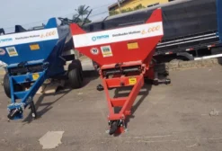 Distribuidor Multiuso 30000 kg - Rodado Simples 11L15 - Piripiri/PI