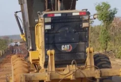 Motoniveladora Caterpillar 120 – Ano 2020 Seminova com 3.900h em Luís Eduardo Magalhães/BA