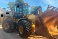 Pá Carregadeira Caterpillar 972 – Ano 2025 – Apenas 1.100h – Vitória/ES