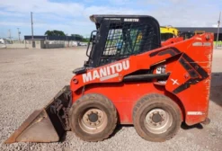 Mini Carregadeira Manitou 1650R 2022 - Cabine Fechada com A/C, 2.300h