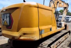 Escavadeira Caterpillar 320 2021 - Único Dono - 7.500h - NF de Origem