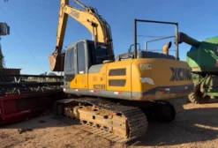 Escavadeira Hidráulica XCMG 225 - Ano 2022 - 2.400 Horas - São Luís de Montes Belos/GO