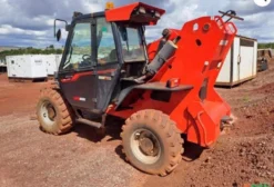 Manipulador Telescópico Manitou MXT840 Ano 2021 - Usado - Goiânia/GO